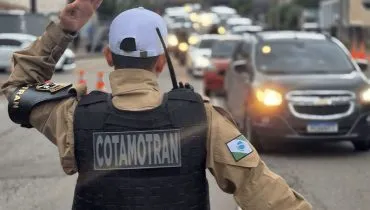 Polícia prende suspeito de seis crimes após fuga alucinada no Paraná