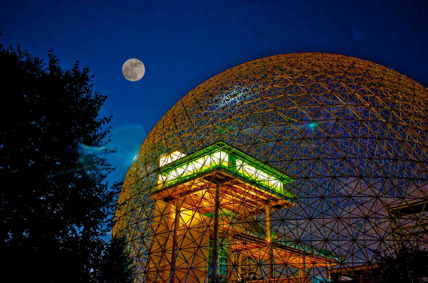 Montreal Biosphere photos.