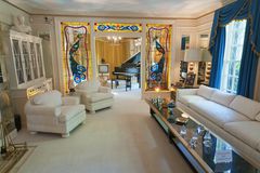 Elvis Presley's Graceland, Mansion, living room.