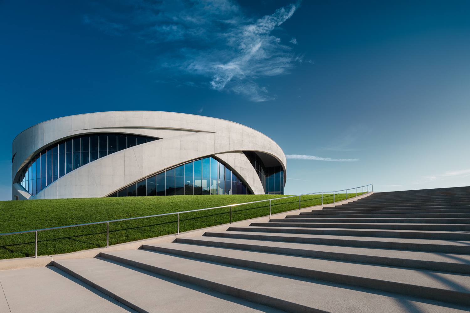 National Veterans Memorial and Museum