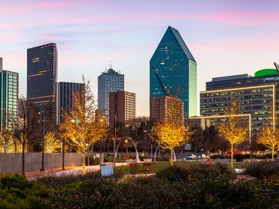 Skyline from Klyde Warren Park, Dallas, Texas, America