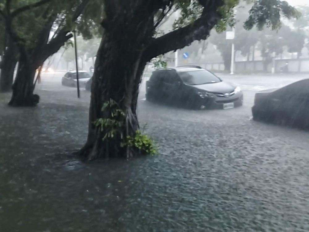 暴雨侵襲 滯洪池調節