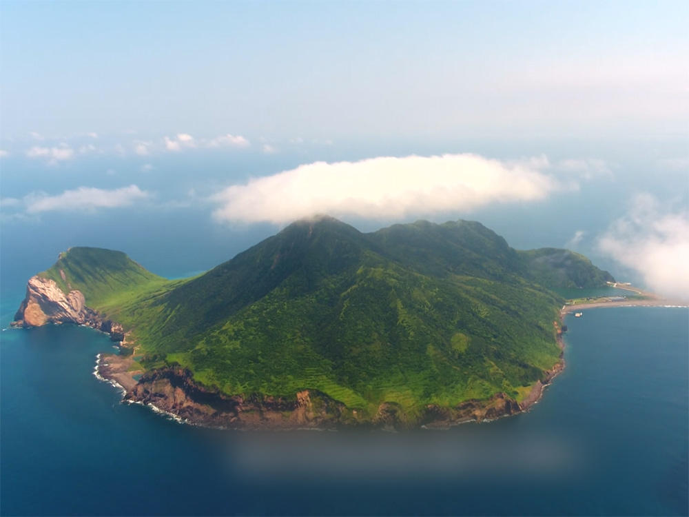 龜山島 火山活動頻繁