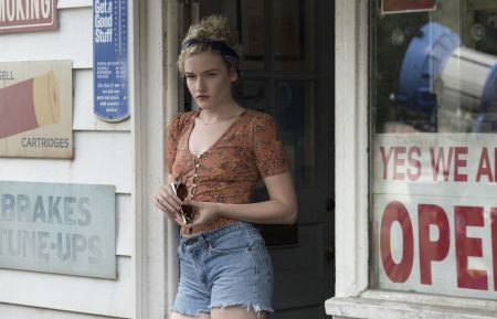 Julia Garner - Maniac