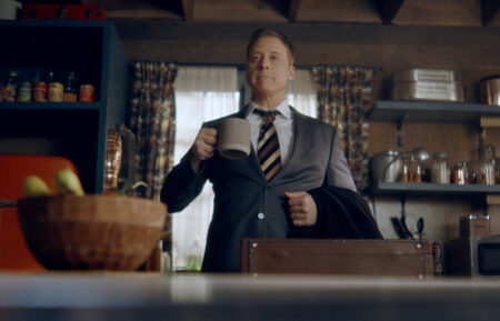 Alan Tudyk as Harry Vanderspeigle in Resident Alien - Season 2