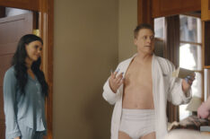 Meredith Garretson as Kate Hawthorne, Alan Tudyk as Harry Vanderspeigle, Levi Fiehler as Mayor Ben Hawthorne in 'Resident Alien' Season 3 Episode 3