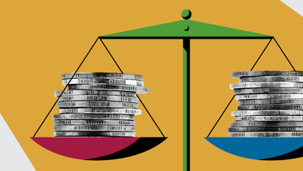 Photocomposition: A weighing scale with coins