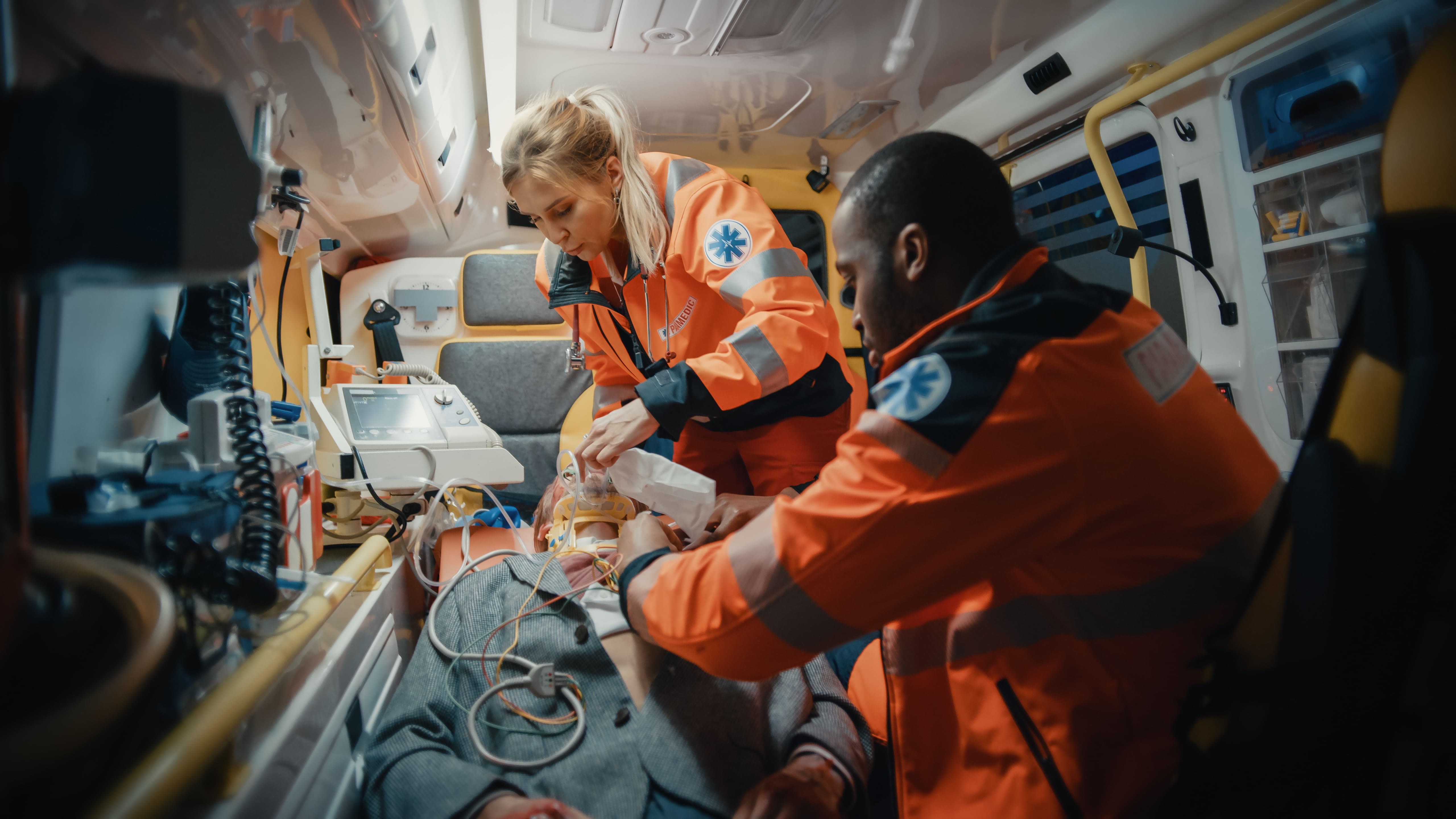 emt-to-flight-paramedic-how-to-become-a-flight-paramedic-unitek-emt