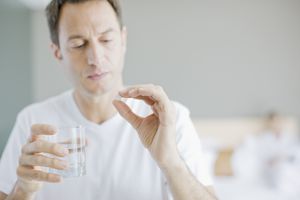 Man taking Zyban to help him quit smoking