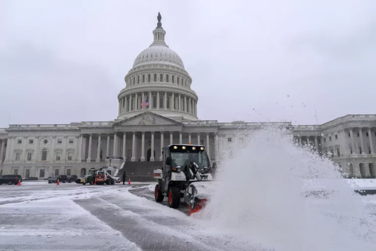 Trump’s presidential comeback certified by Congress in subdued Jan. 6 session