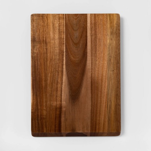 acacia wood cutting board