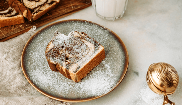 This 15-Minute Vegan Cinnamon Roll Loaf Is What Fall Breakfast Dreams Are Made Of