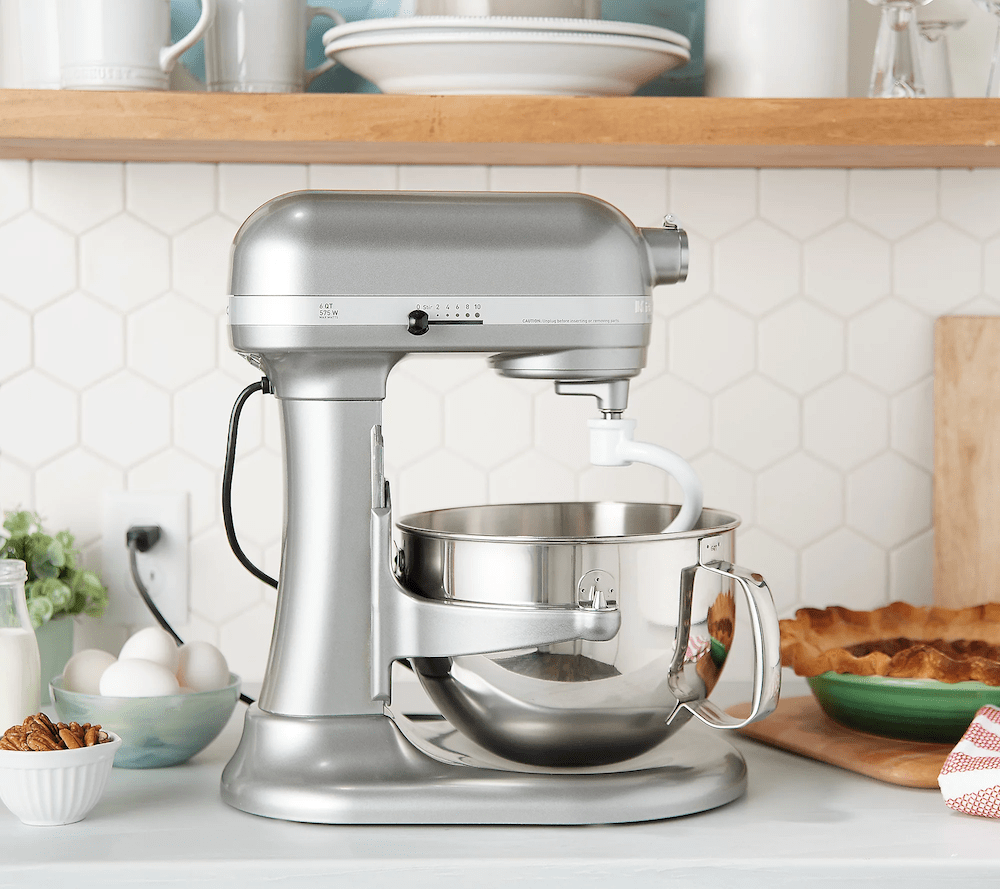 KitchenAid Pro 600 6-qt Bowl Lift Stand Mixer with Flex Edge