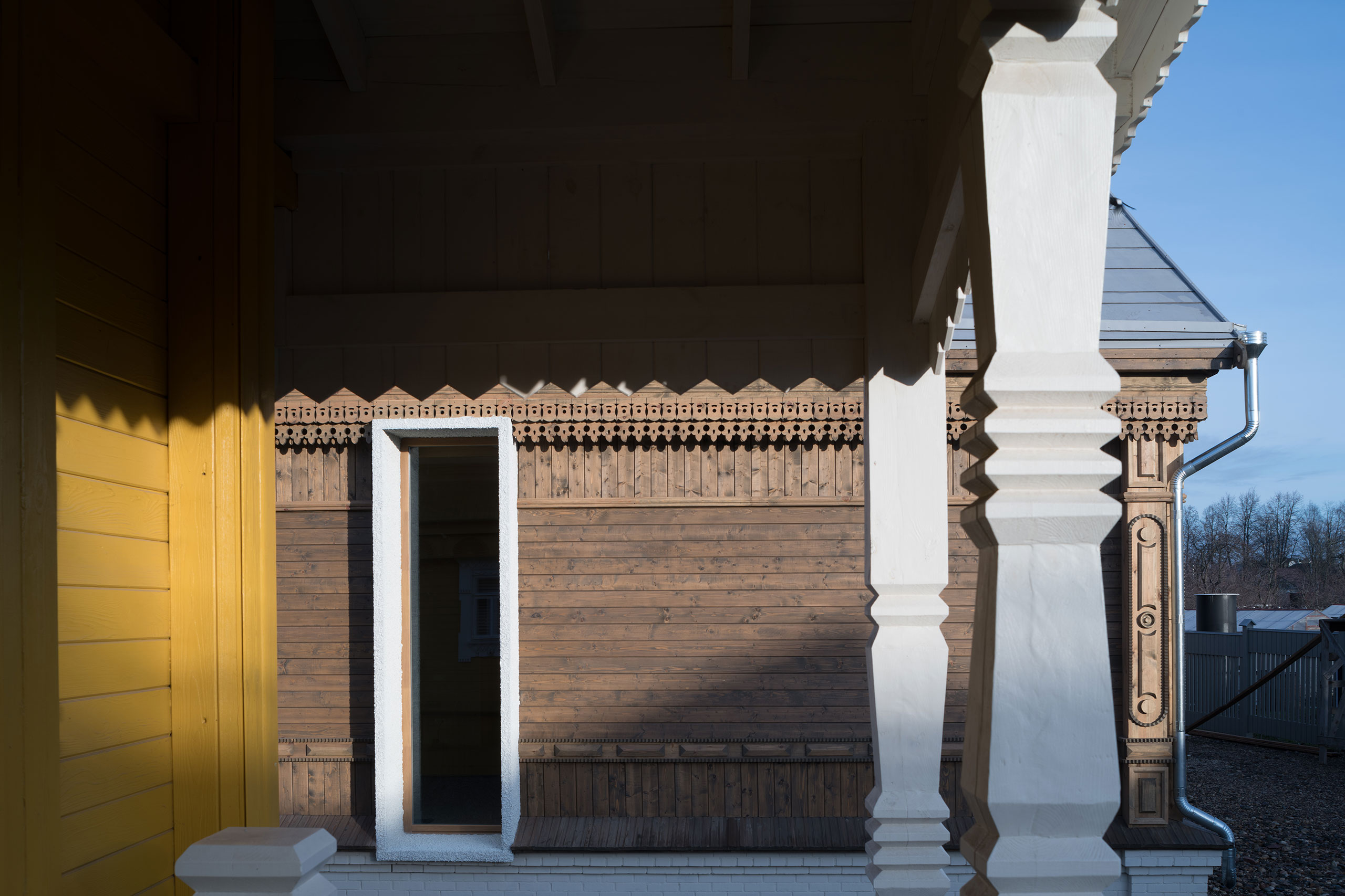 Suzdal Dacha by FORM Bureau.
Photo by Yuri Palmin.